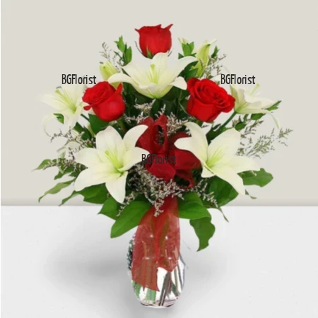 Order  bouquet of lilies and roses