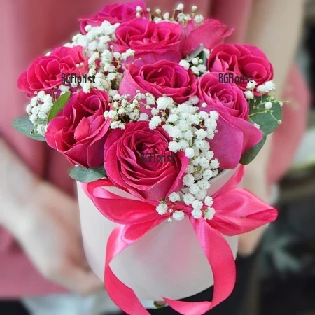 Send bouquet of lilies and pink roses to Sofia