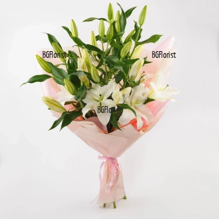 Order bouquet of lilies online to  Sofia.