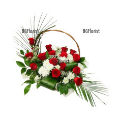 Send modern basket with roses and chrysanthemums to Sofia