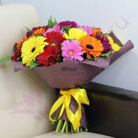 Send bouquet of gerberas and greenery by courier