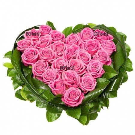 Send heart of pink roses by courier