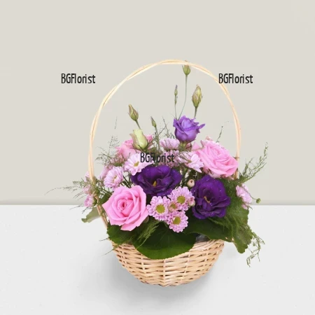 Онлайн поръчка на кошница от рози и еустоми