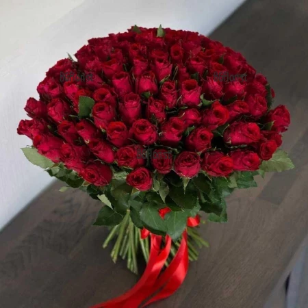 Romantic bouquet of 101 red roses