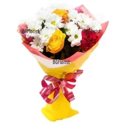 Bouquet of roses and white chrysanthemums
