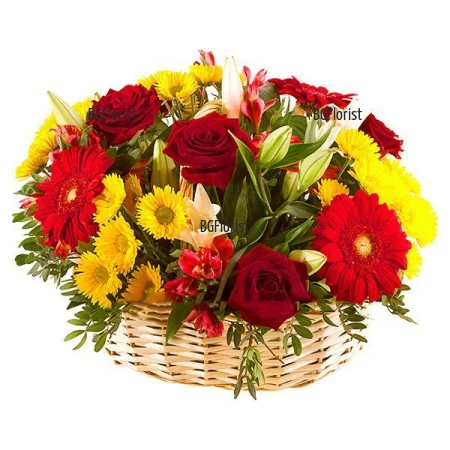 Поръчка на кошница с разнообразни цветя