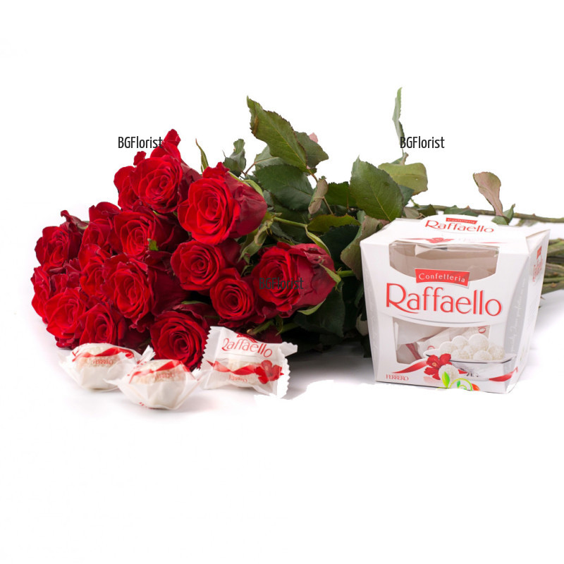 Поръчка на букет от червени рози и бонбони Рафаело