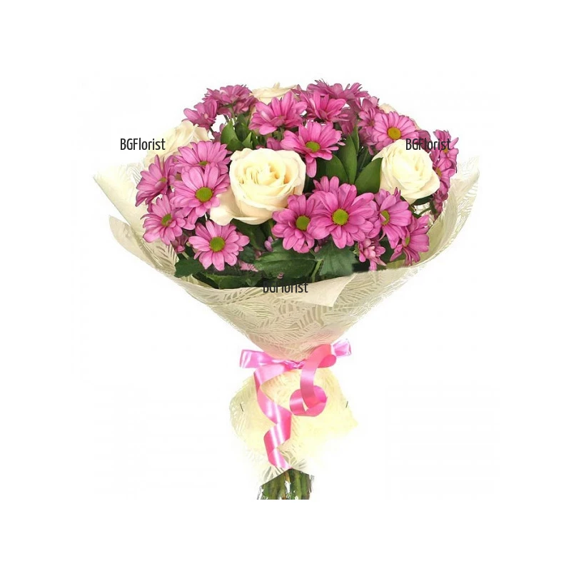 Красив букет от миксови цветя Франция