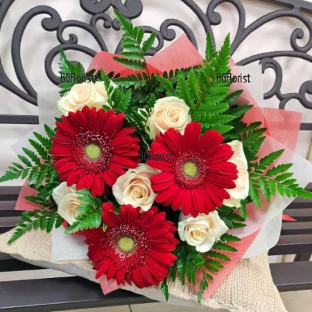 Bouquet of gerberas and roses delivered to Bulgaria