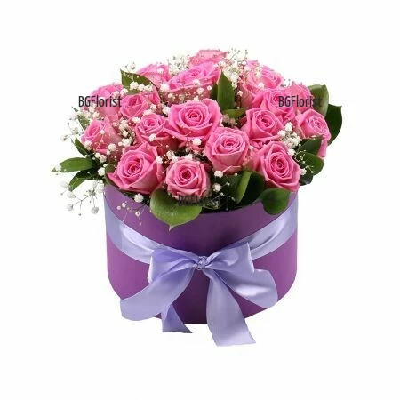 Send to Bulgaria 21 pink roses in round box