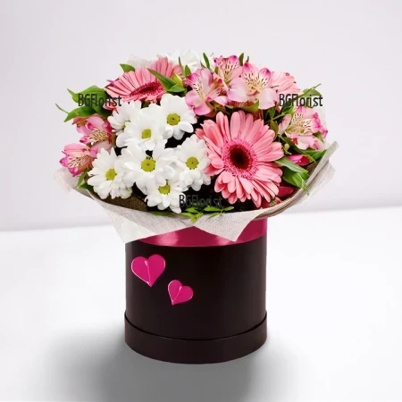 Доставка на нежни цветя в кутия