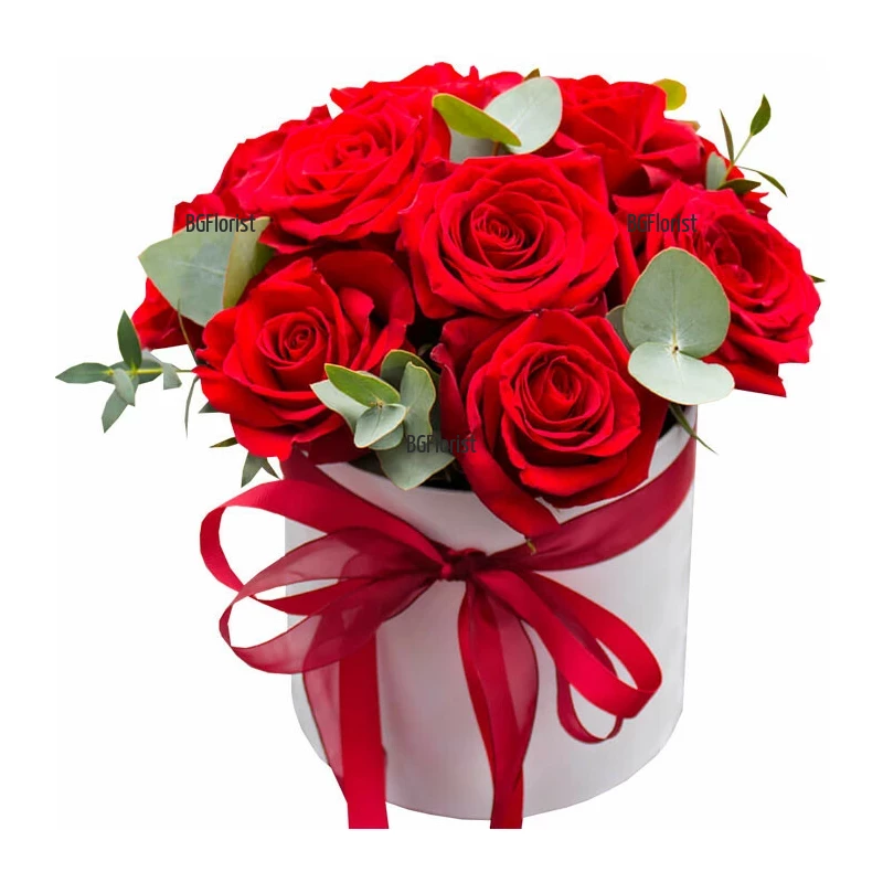 9 red roses in a round box for 14th february