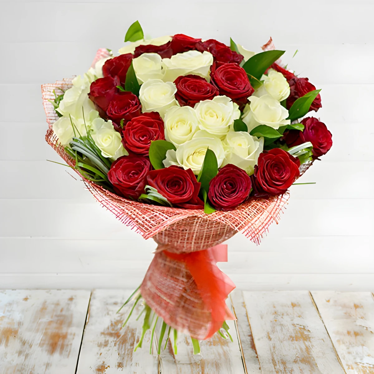 Online order of bouquets of roses with delivery to Sofia