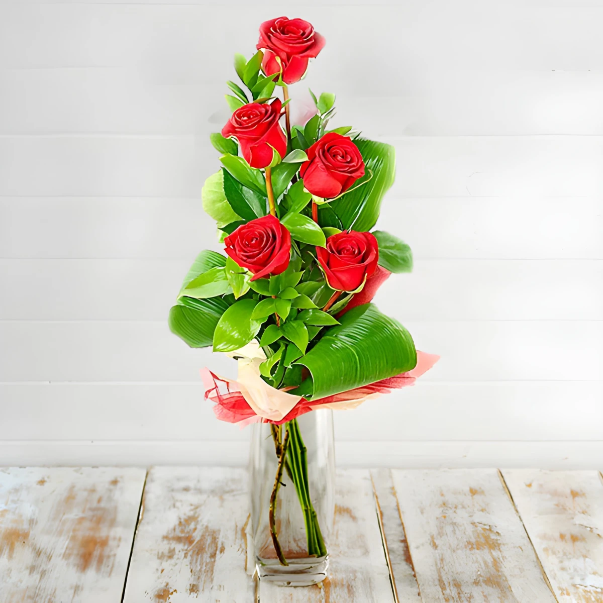 Delivery of bouquet of roses by courier to Sofia