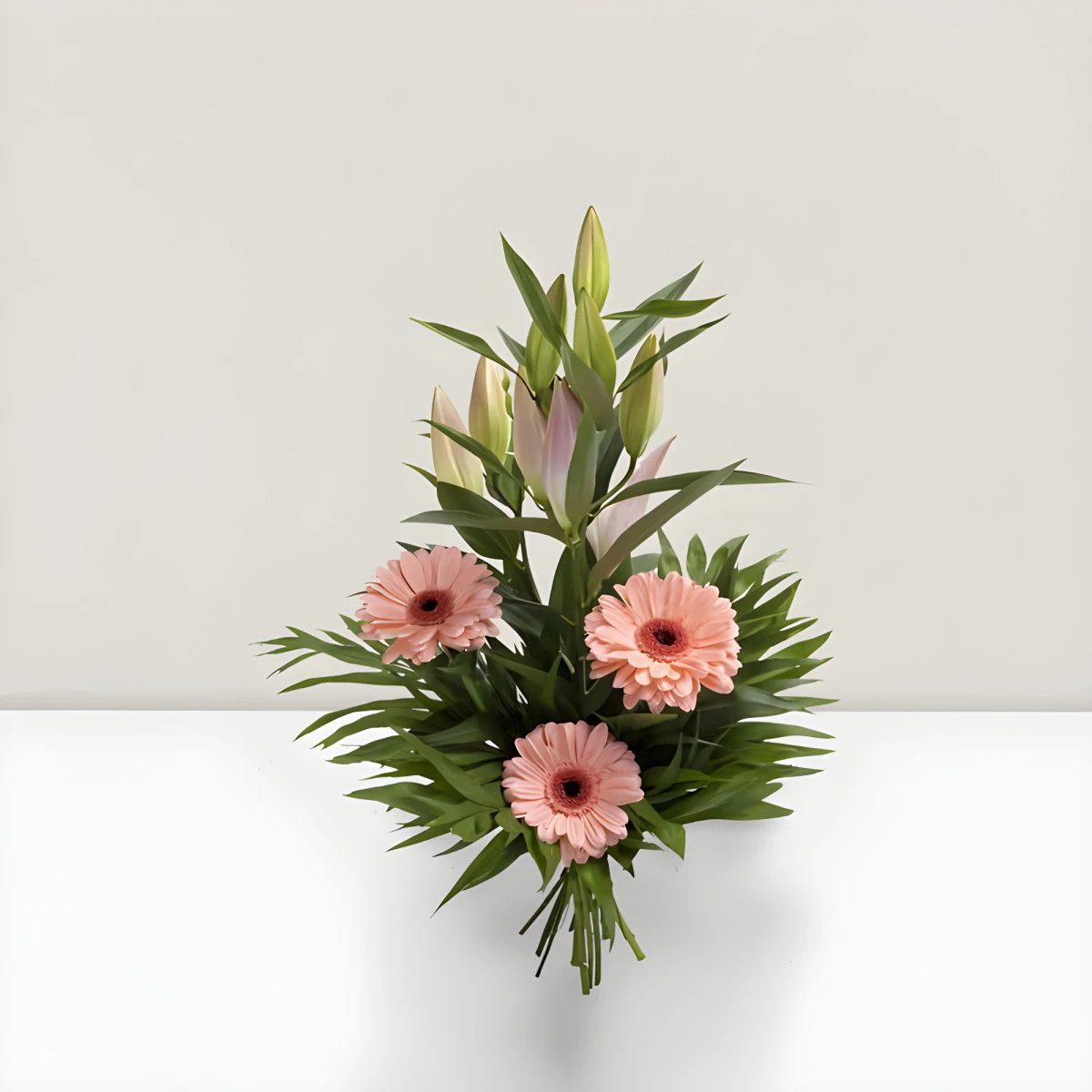Order bouquet of lilies online