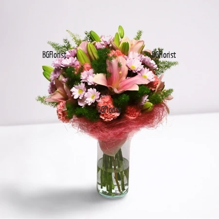 Send bouquet of chrysanthemums and lilies