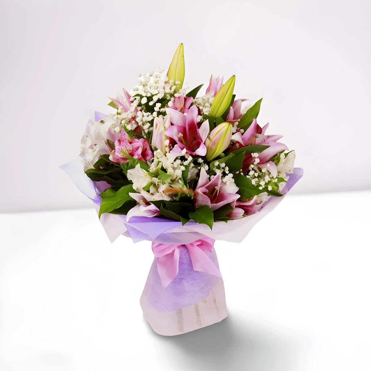 Send bouquet of lilies and alstroemerias to Sofia