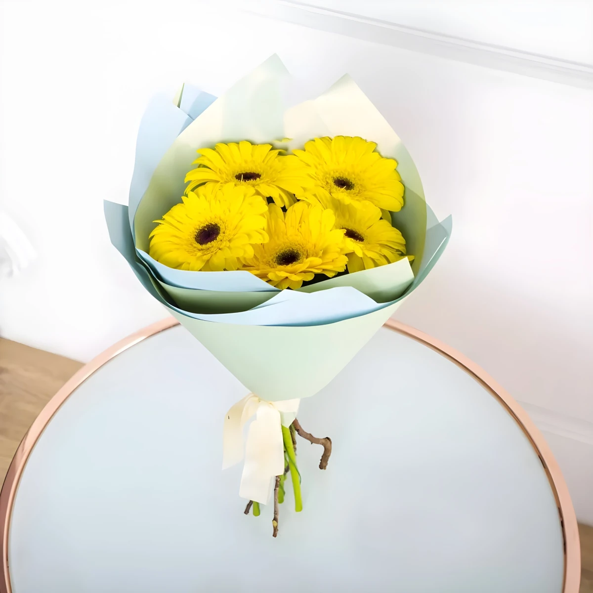 Bouquet of 5 Yellow Gerberas - Delivery in Sofia