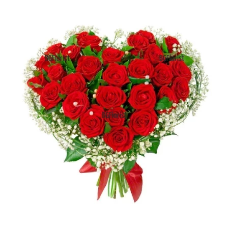 Order romantic heart of roses to Sofia