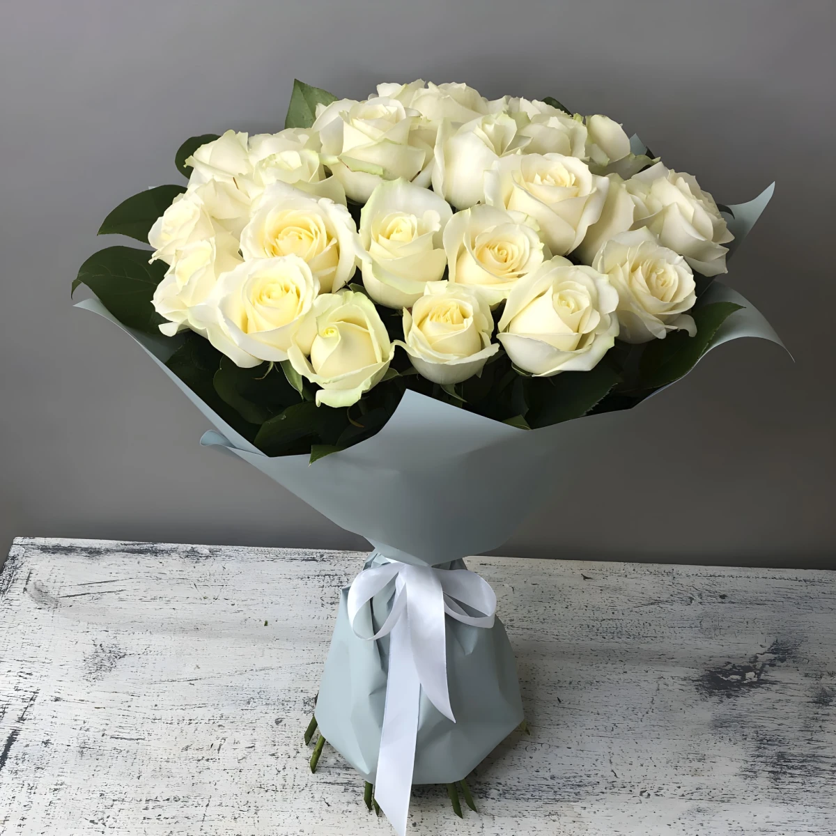 Delivery of a bouquet of 31 white roses to Plovdiv Bulgaria
