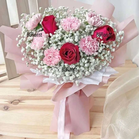 Bouquet of Roses, Carnations & Baby's Breath – Delivery
